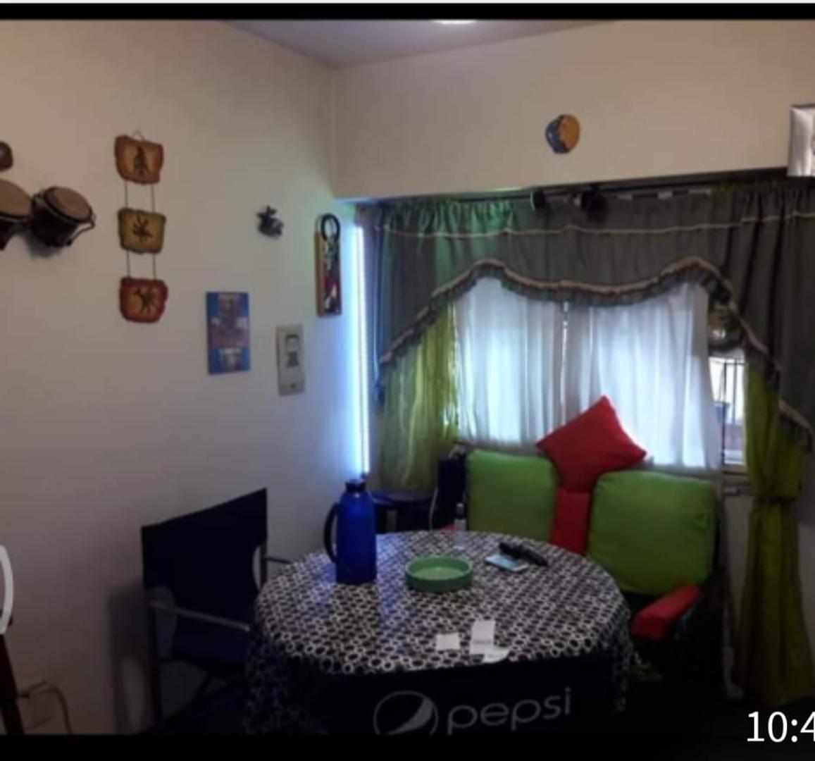 Depto Tipo Casa en Venta de 2 ambientes