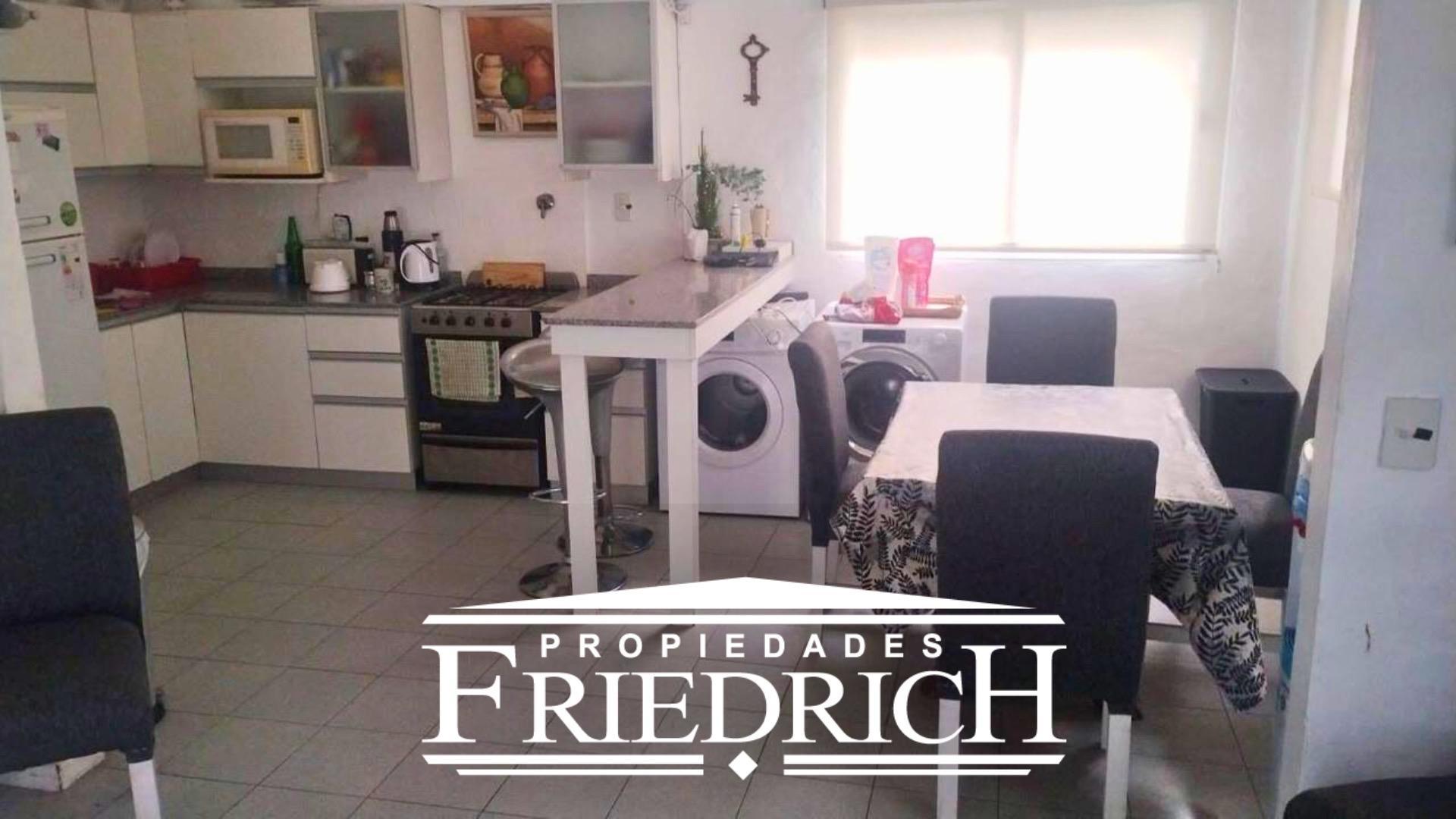 Casa en Alquiler de 3 dormitorios