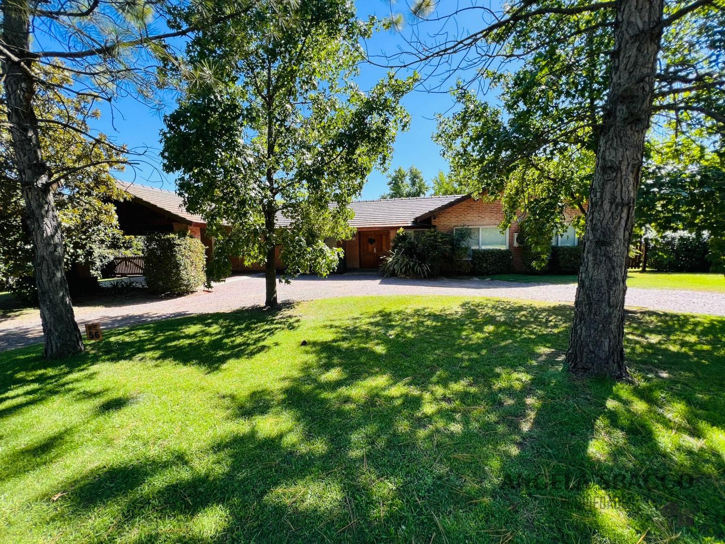 Lomas De Fátima ( Barrio Cerrado Manzanares)