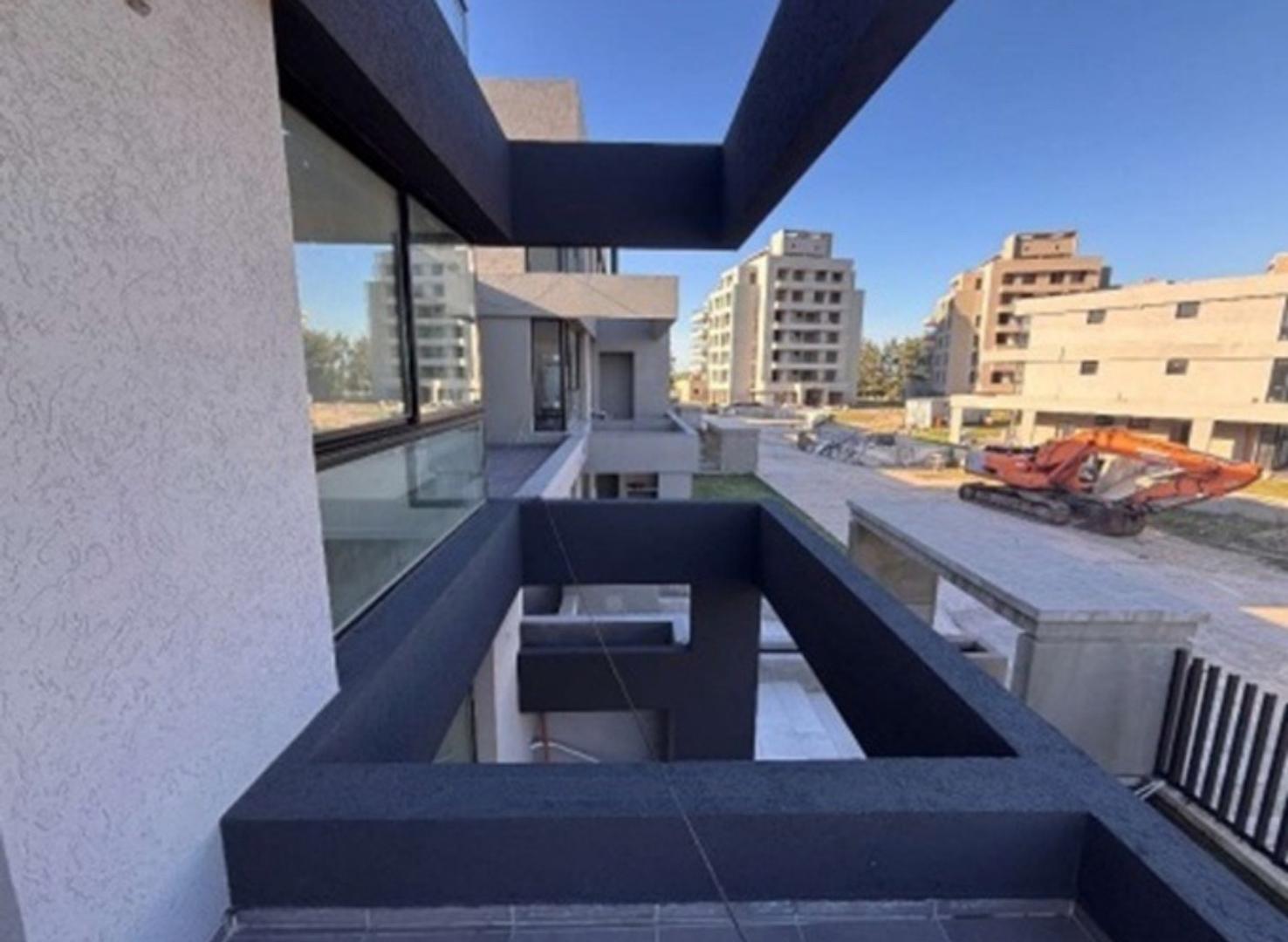 Avenida de los colegios 70