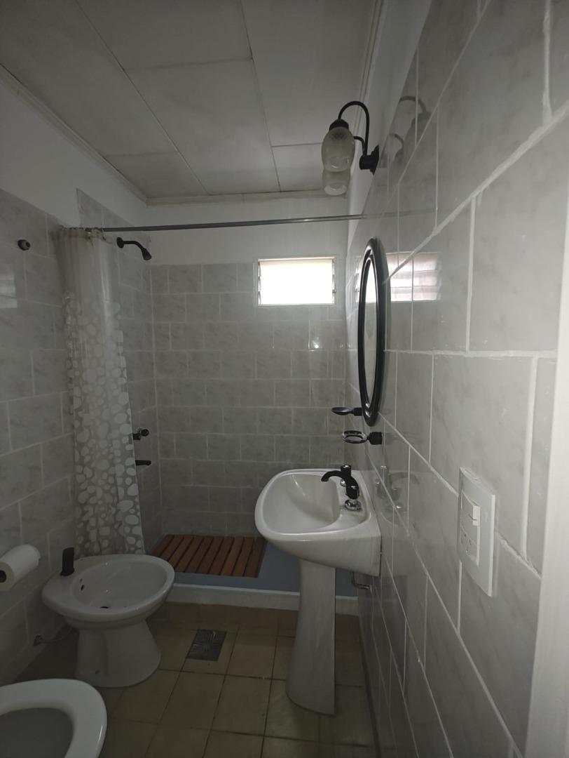 Depto Tipo Casa en Alquiler de 2 dormitorios