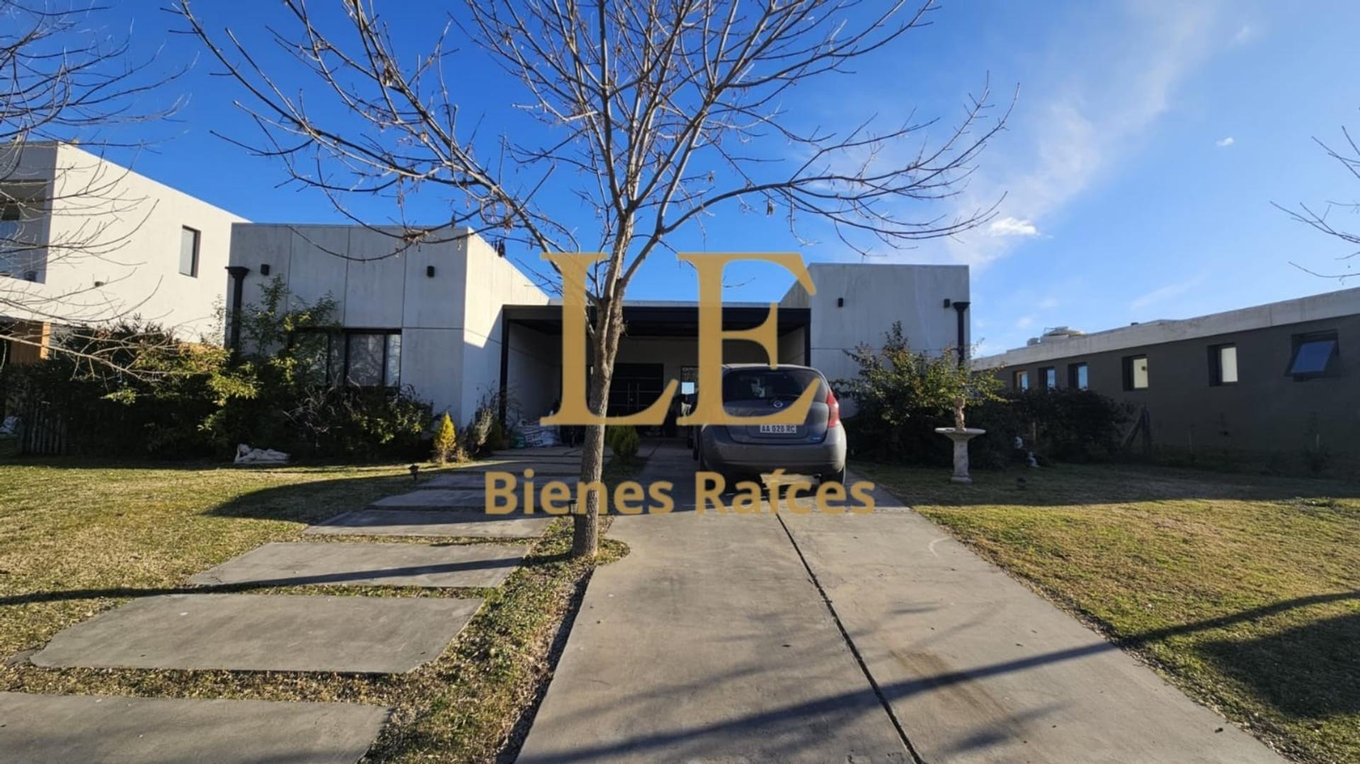 VENTA DE CASA EN EL NAUDIR