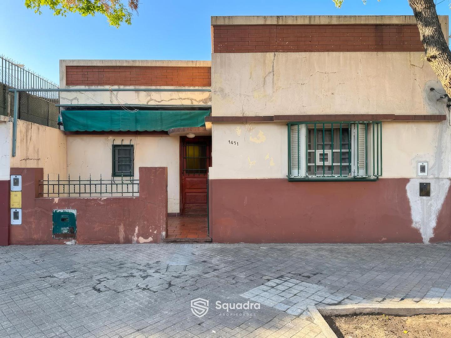 VENTA - Casa de 2 dormitorios a reciclar - Echesortu, Rosario.