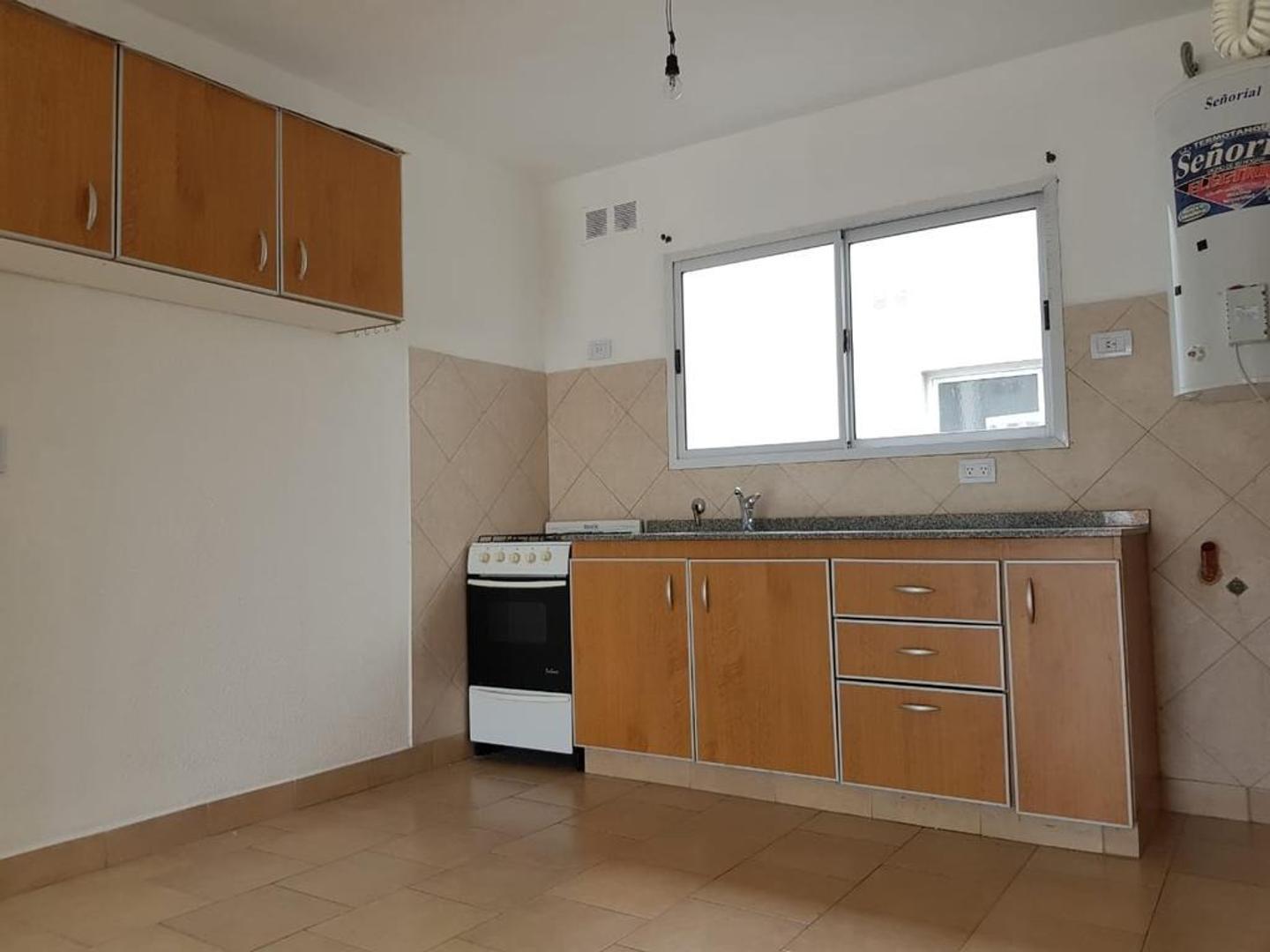 Av. Dr. Juan Bautista Justo 3617 , Piso 2