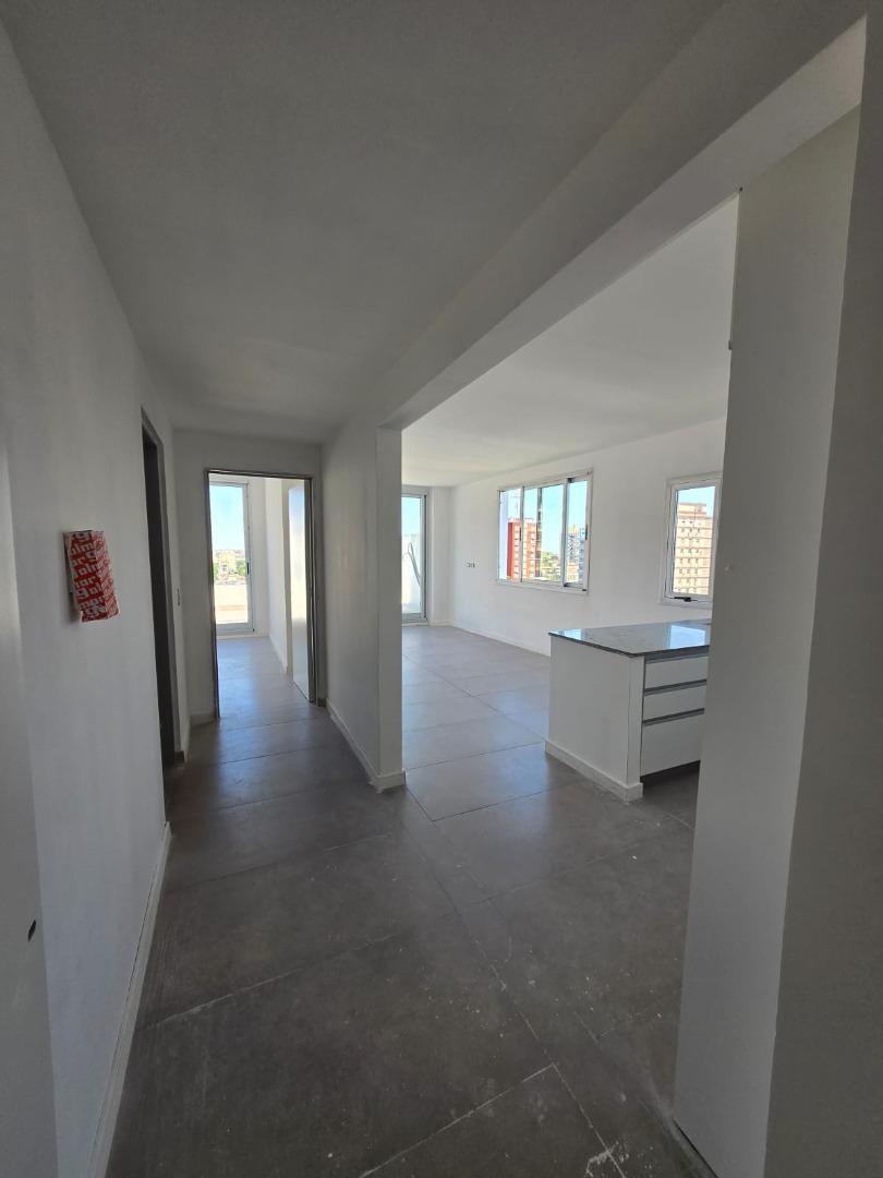 Monroe 5100, Piso 10