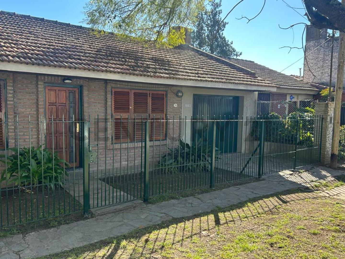 Casa en venta en Villa Elisa