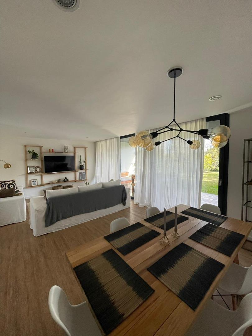 DORMIS EN VENTA, EN BS AS VILLAGE