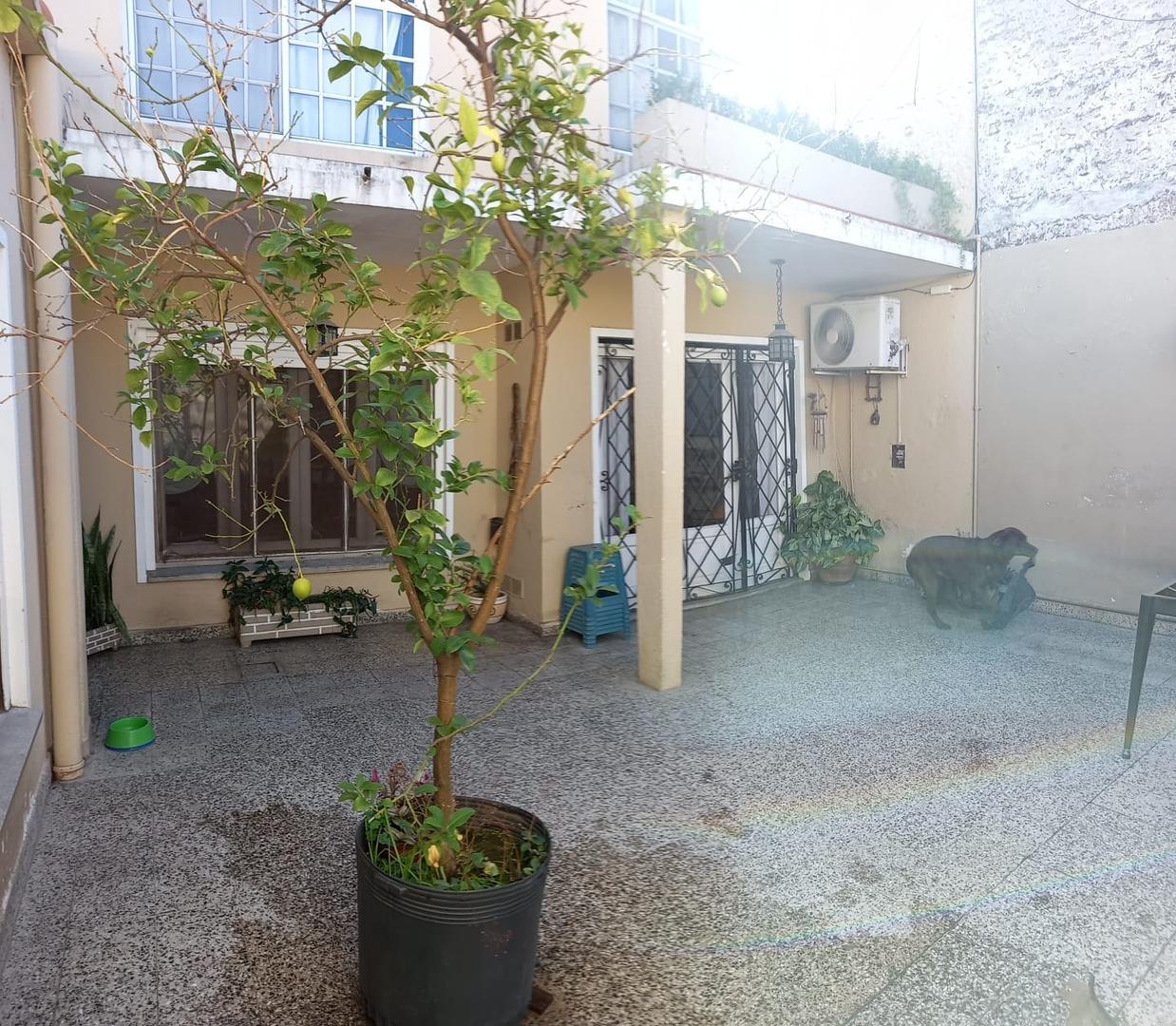 Venta de PH de 4 ambientes en Wilde