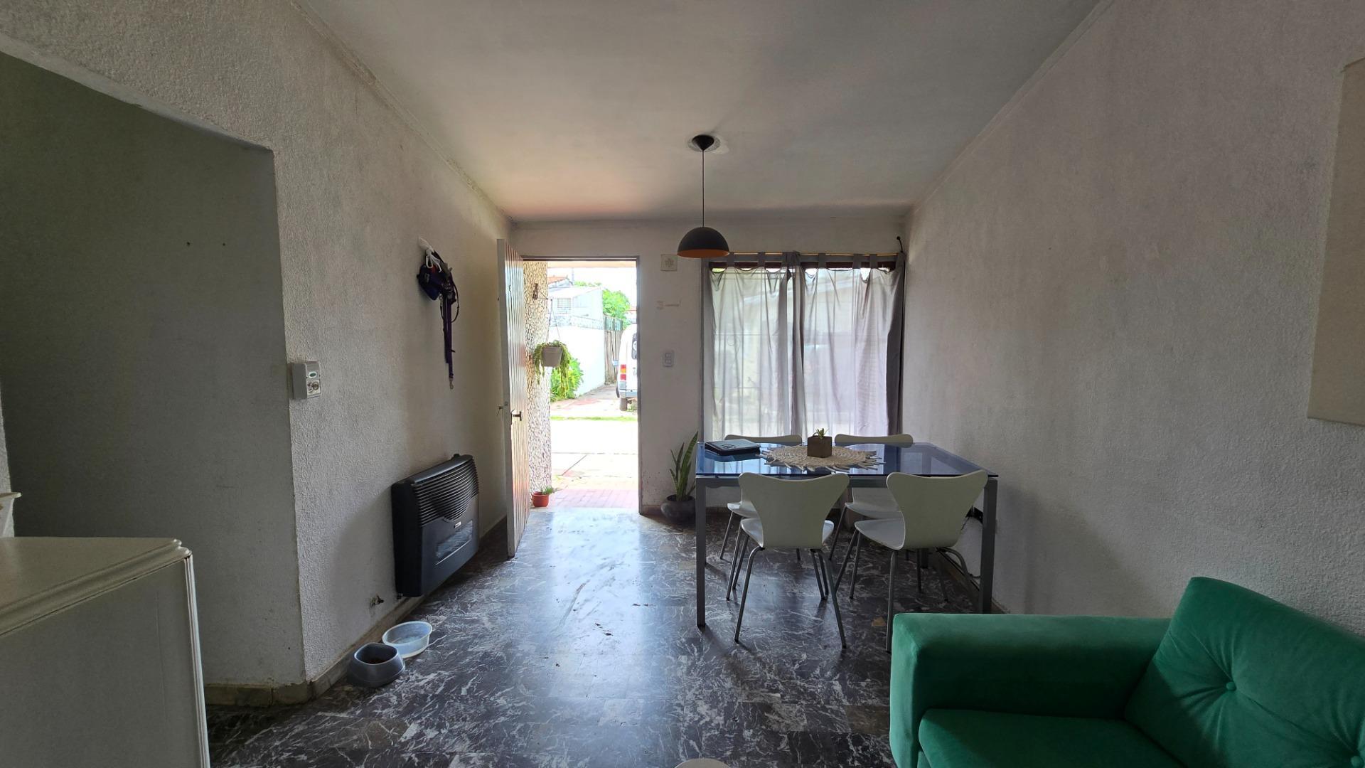Depto Tipo Casa en Venta 45 años