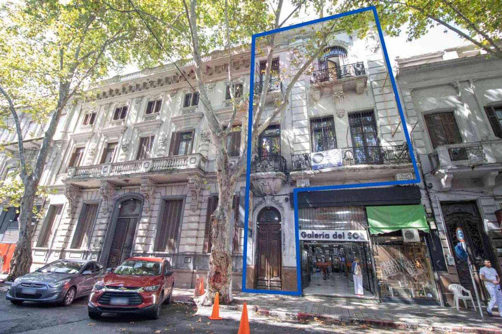 VENTA GRAN CASA DE ALTOS CON RENTA EN CENTRO SUR