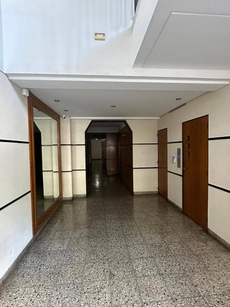 Departamento en Alquiler en Martin, $ 350.000