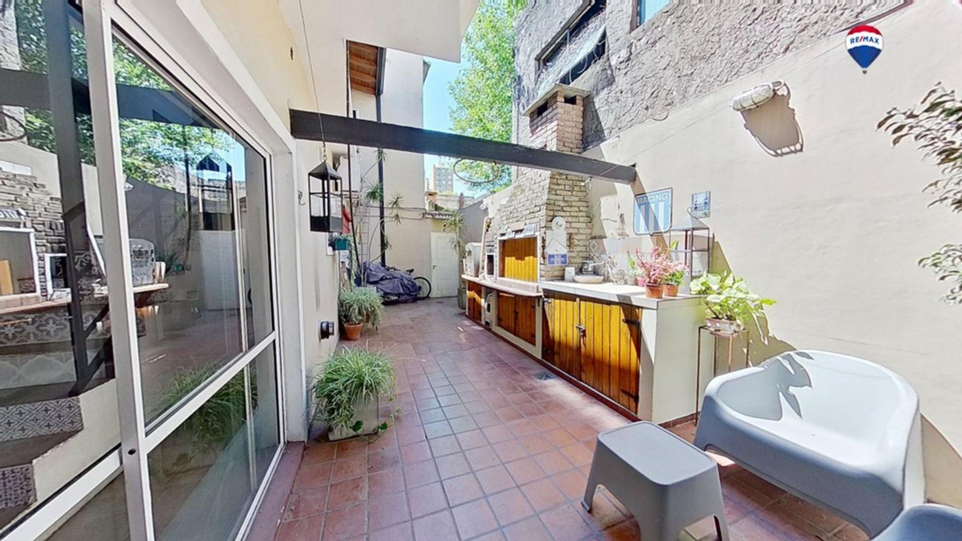 PH VENTA 4AMB. AVELL CENTRO CON PLAYROOM Y PATIO