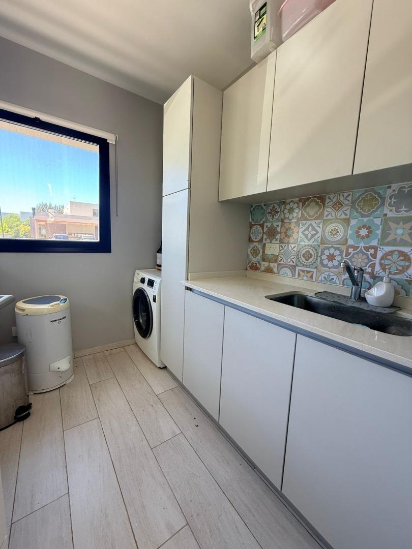 Casa en Venta en La Reserva, USD 245.000