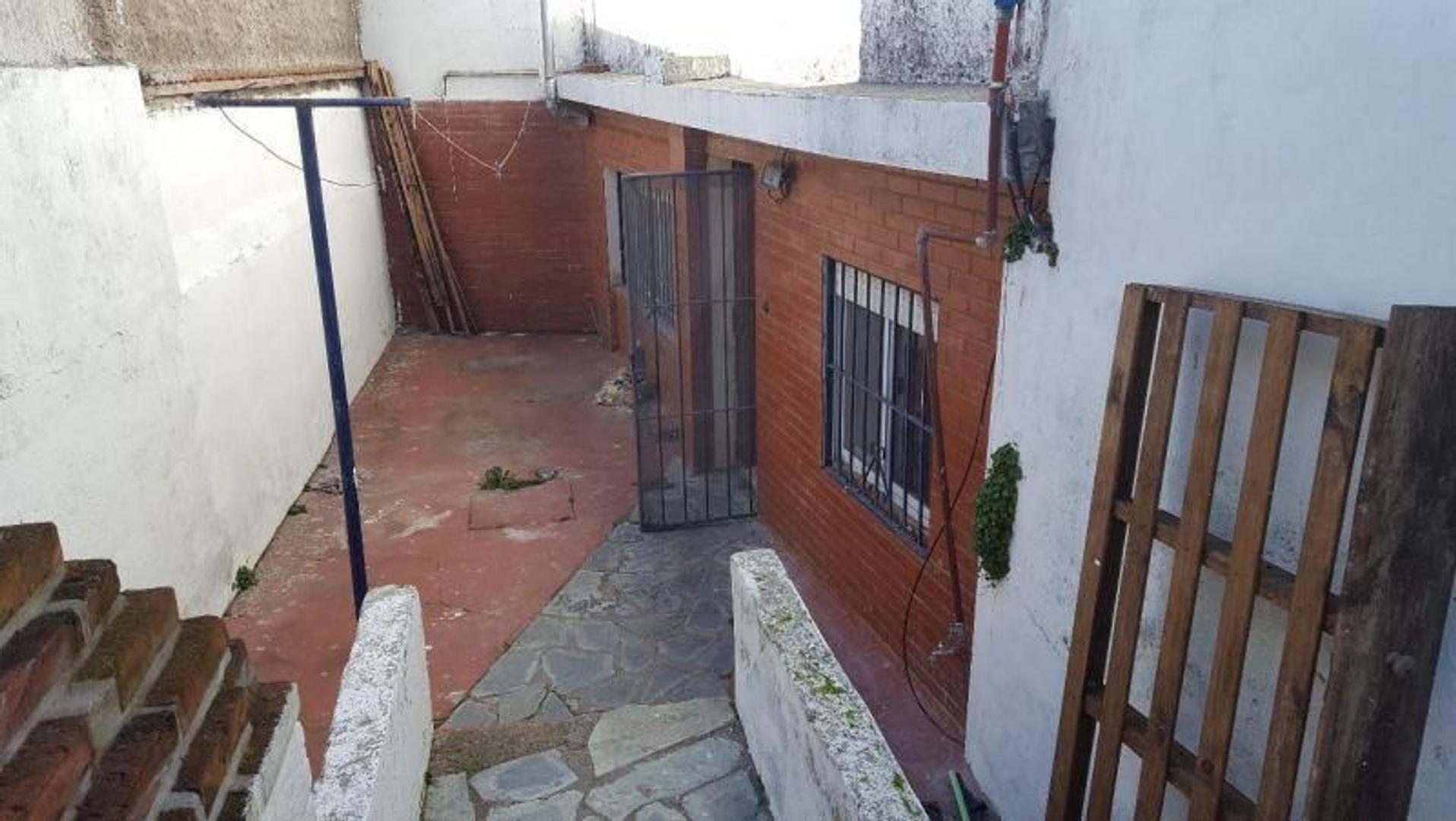 Depto Tipo Casa en Venta de 2 dormitorios