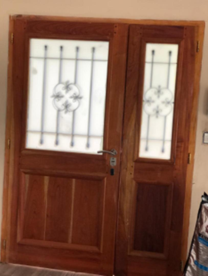 Casa en Venta con 4 cocheras