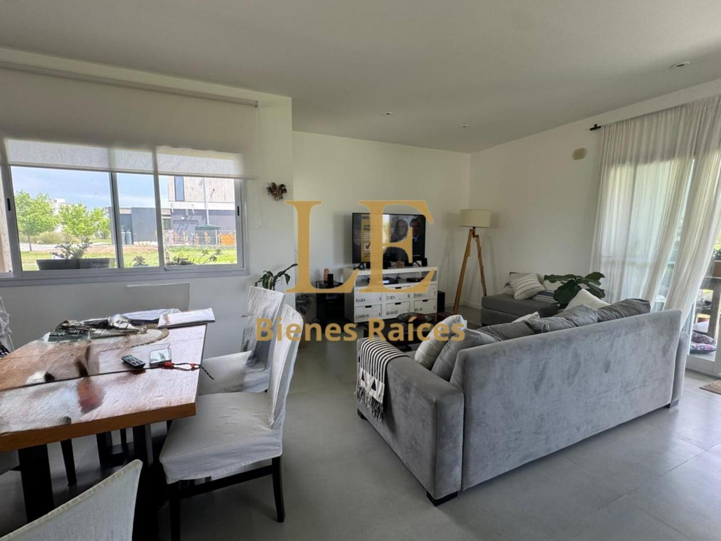 Casa en Venta en El Naudir, USD 240.000