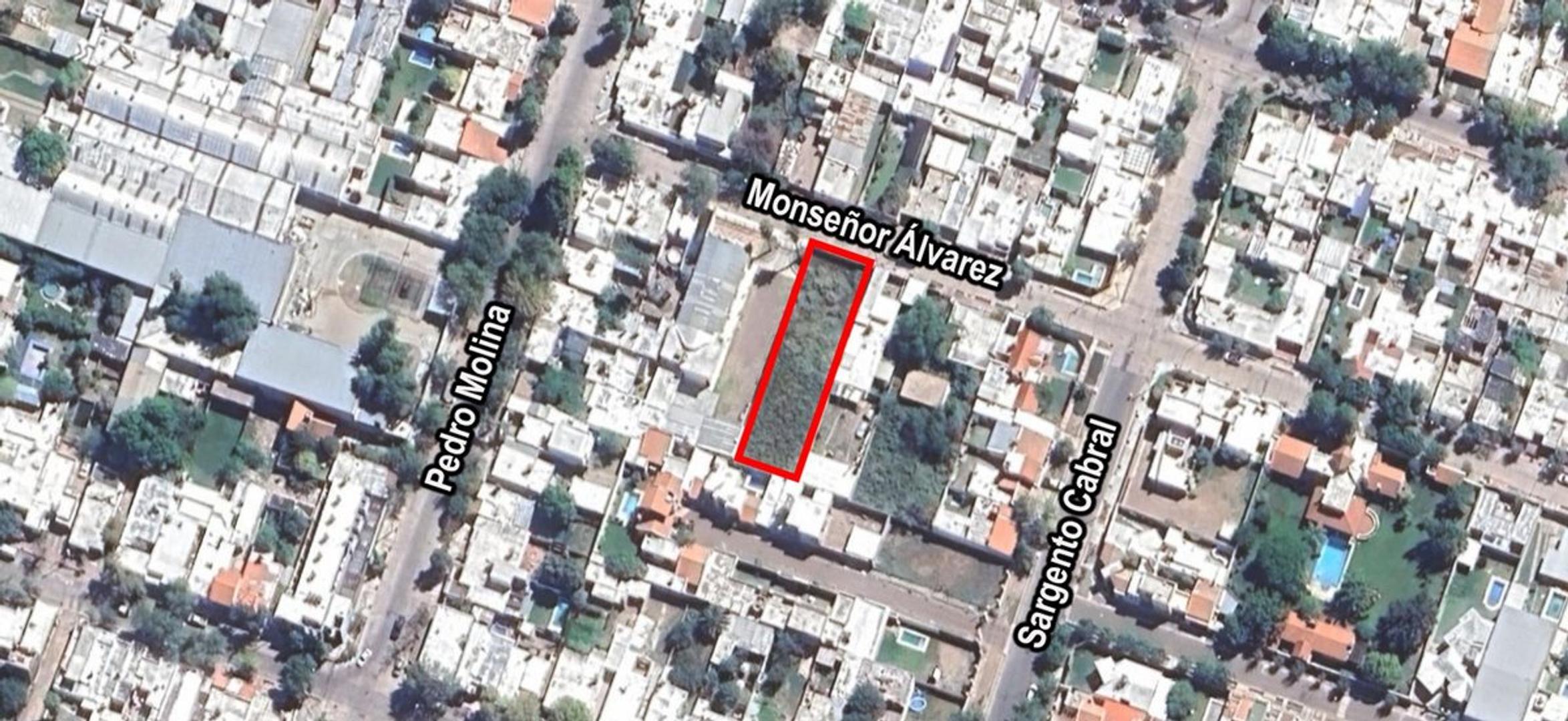 Monseñor Álvarez 300