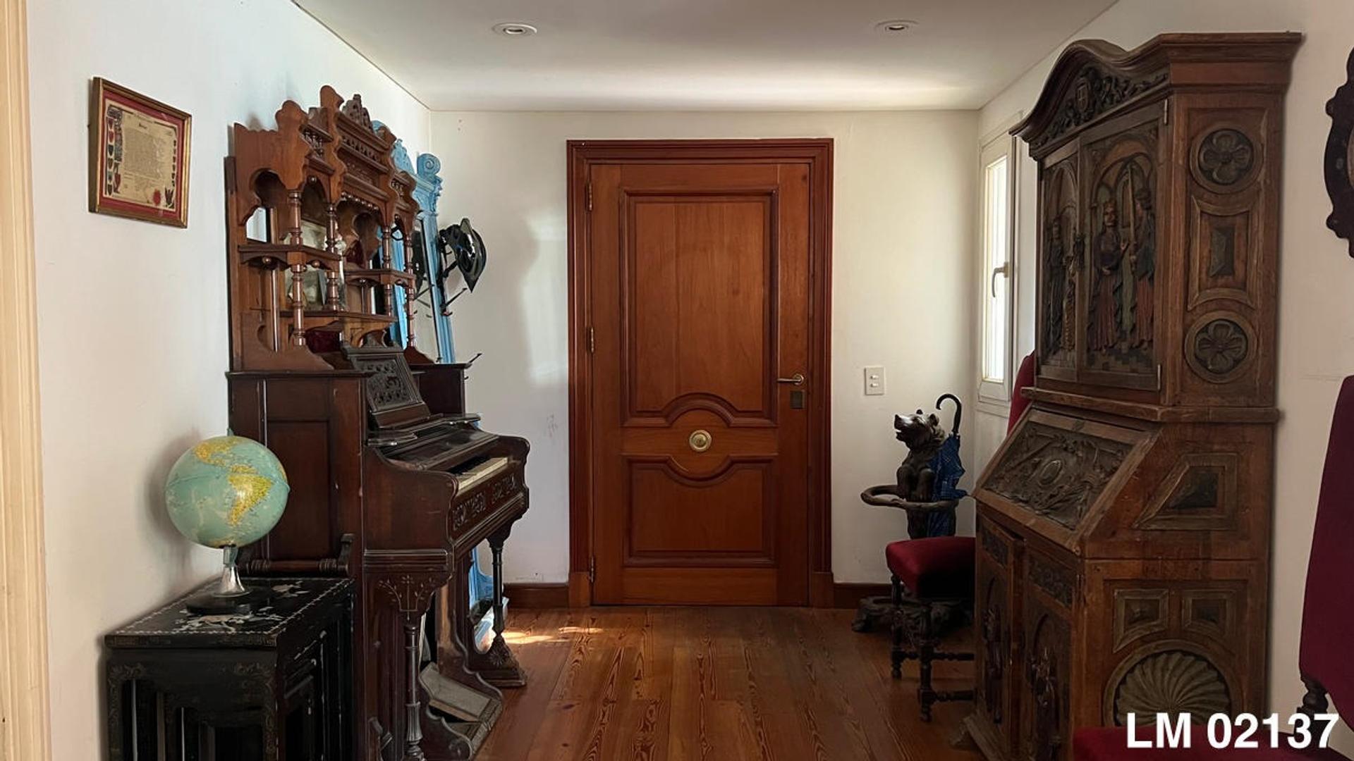 Casa 5 ambientes con 6 baños