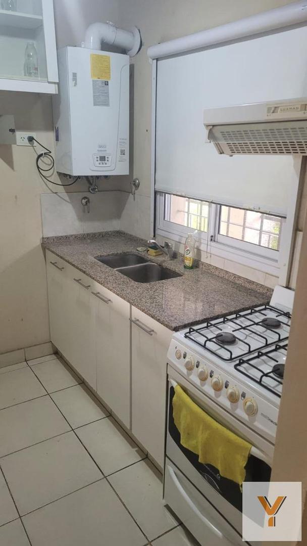 Depto Tipo Casa en Venta con 1 cocheras