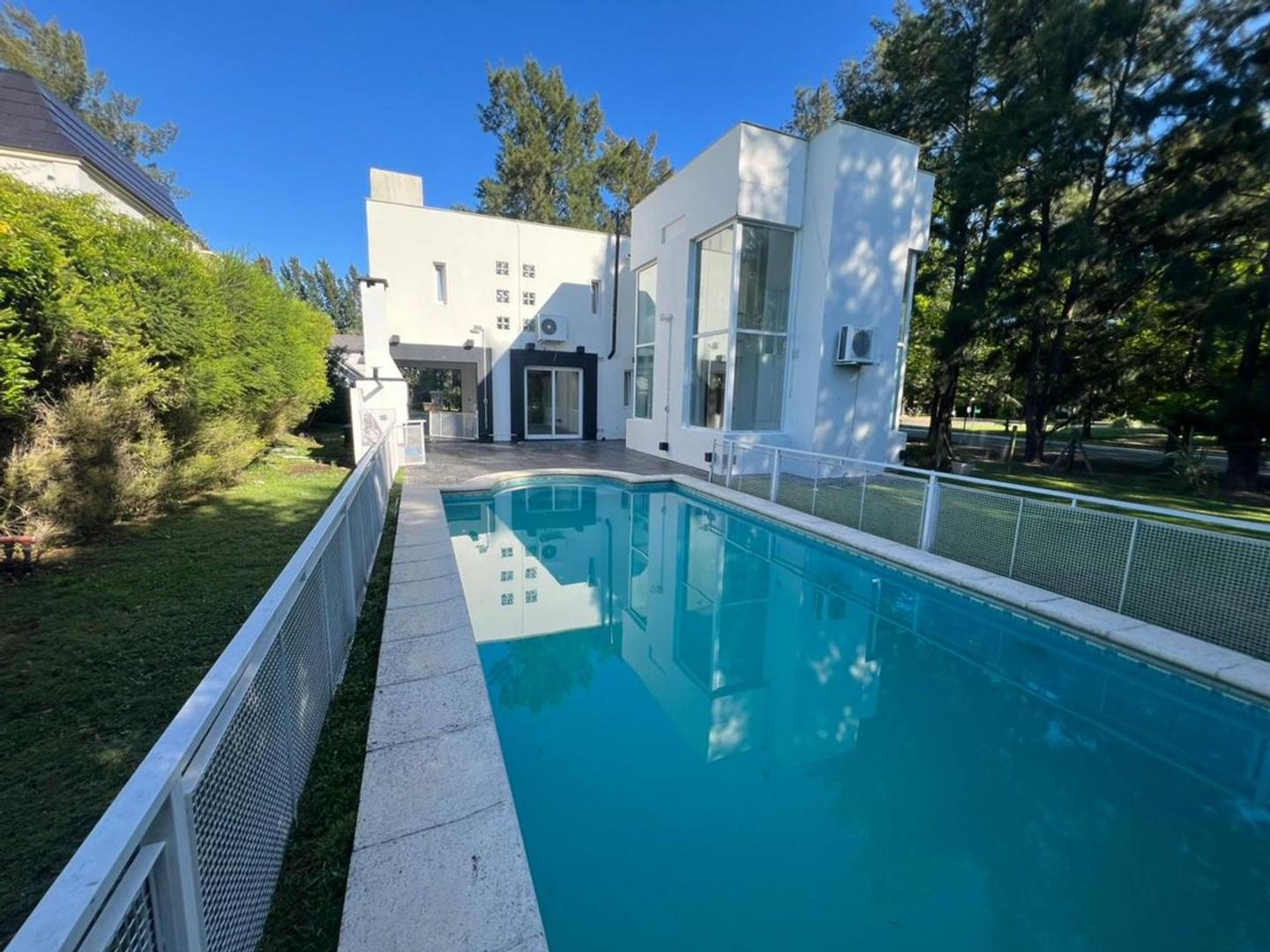 Oportunidad en Canning – Casa en Venta El Lauquen