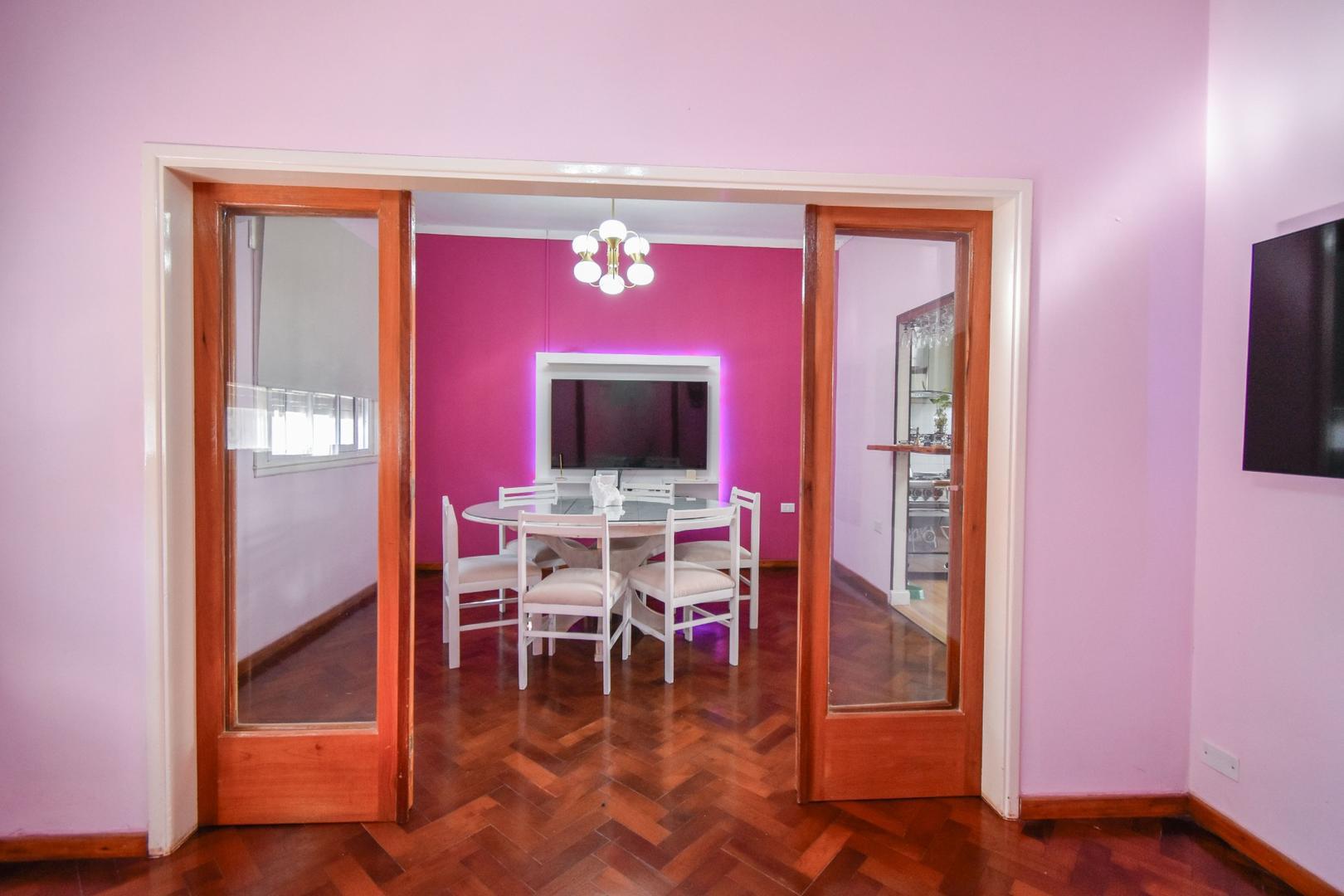 Casa Multifamiliar en Venta de 6 ambientes