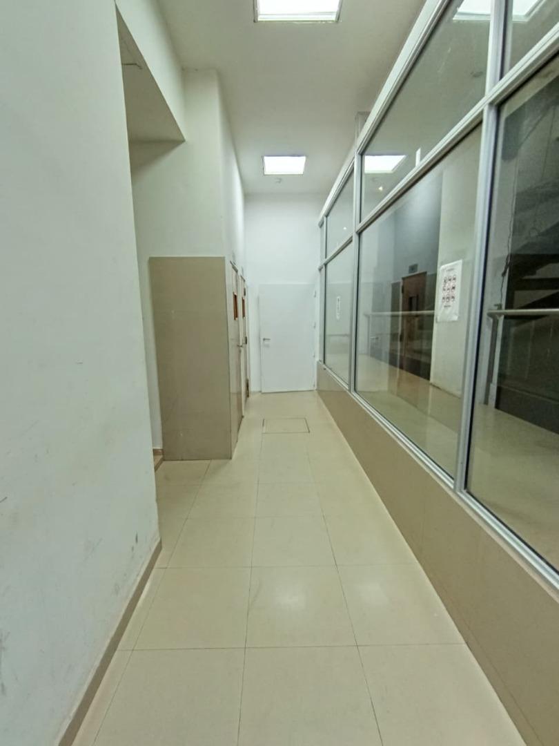 Departamento en Alquiler en Zona U.N.N.E, $ 300.000