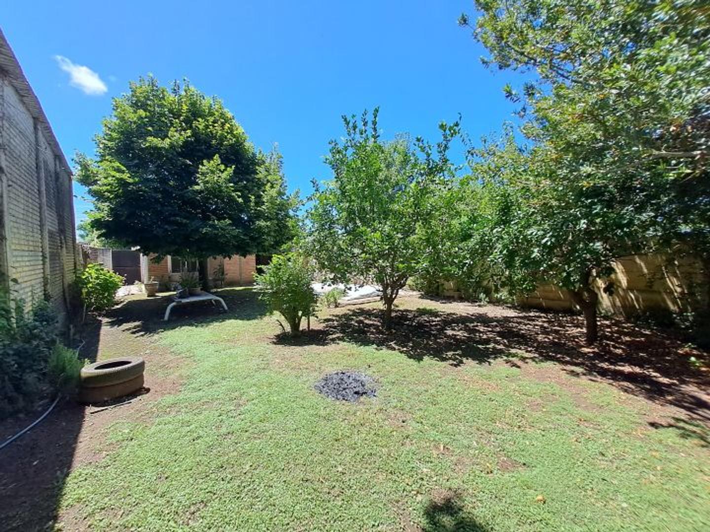 Casa en Venta con 1 cochera