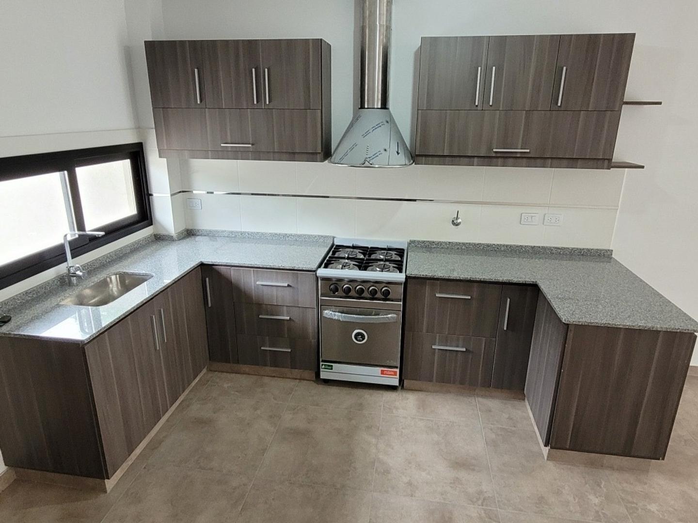 Departamento 3 ambientes con 2 baños