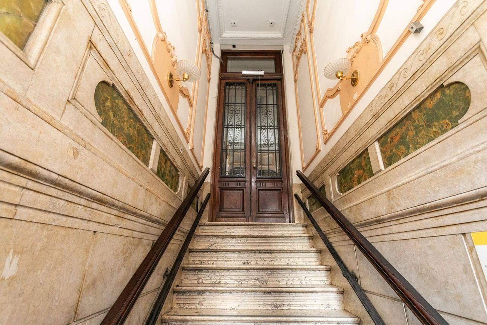 Depto Tipo Casa en Alquiler de 6 dormitorios