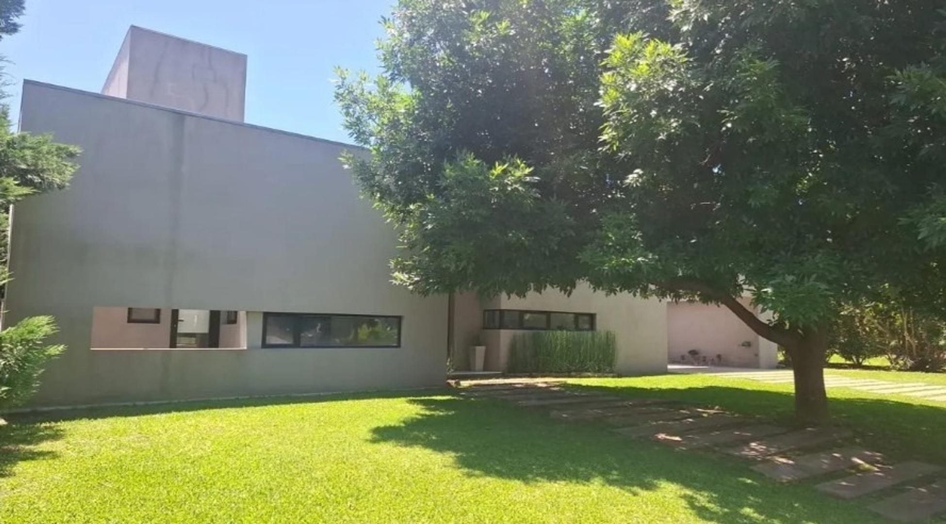 Casa en Alquiler Temporal en Haras Santa Maria, USD 1.300