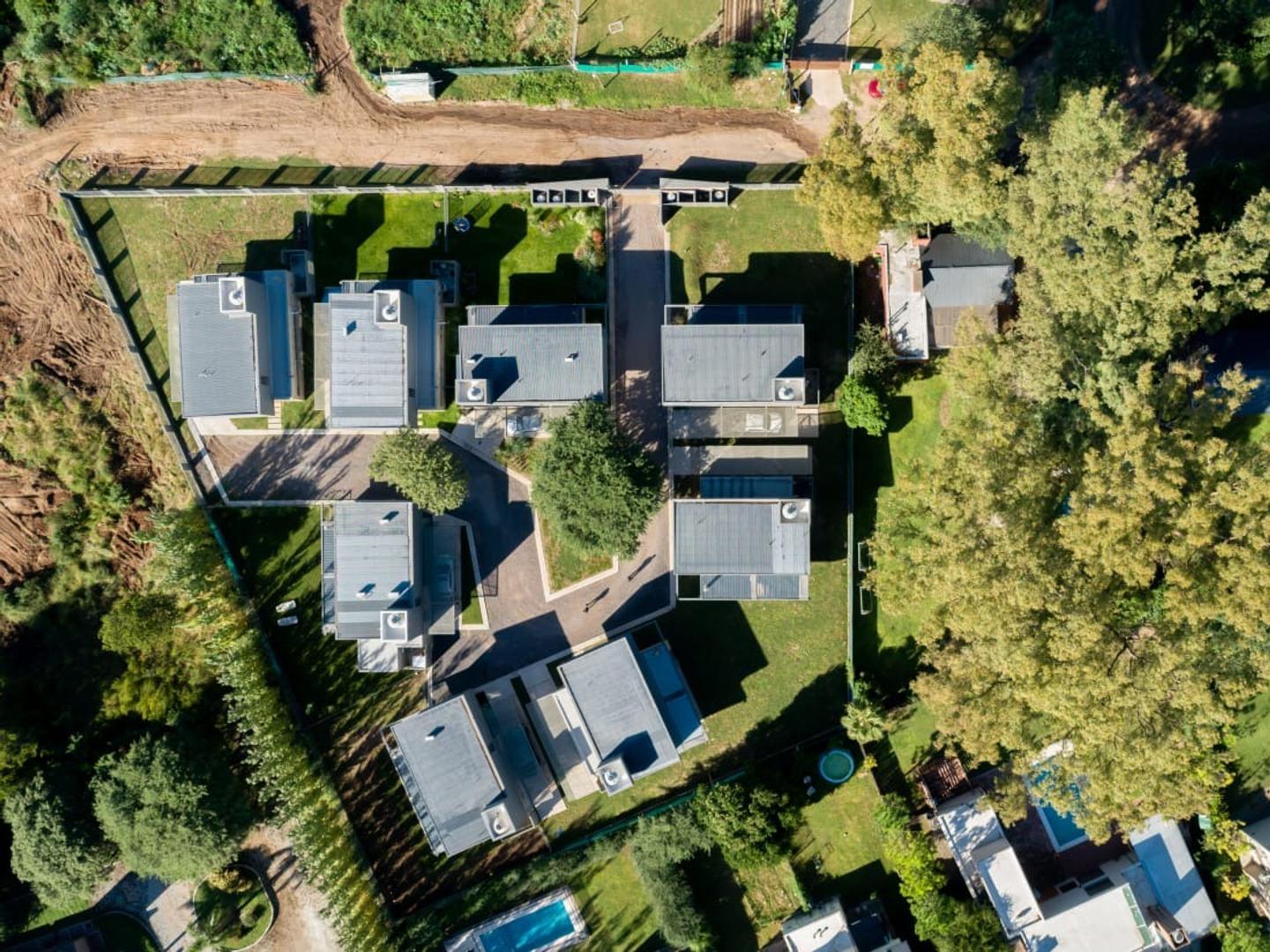 Casa 4 ambientes con 3 baños