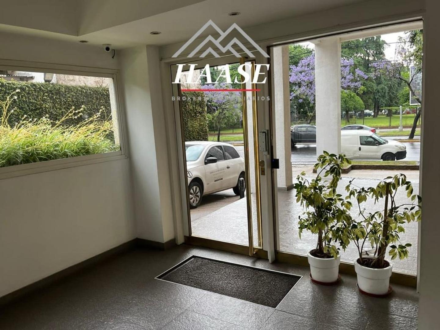 Av. Santa Fé 200, Piso 5