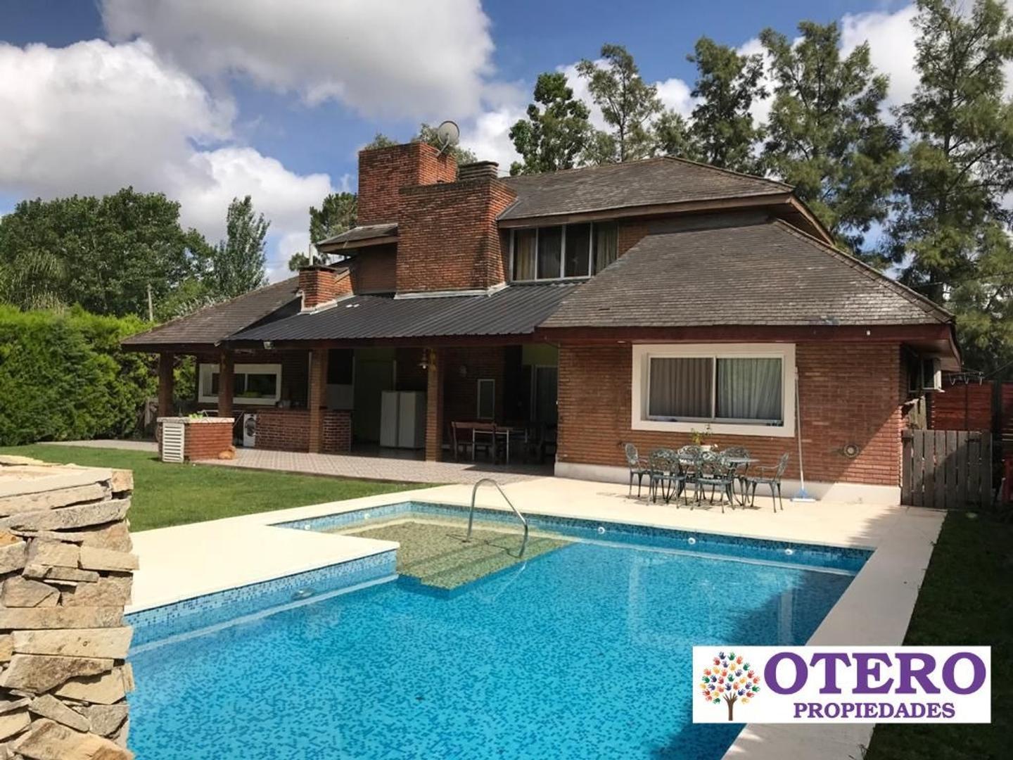 Escribano Francisco Vazquez 3550