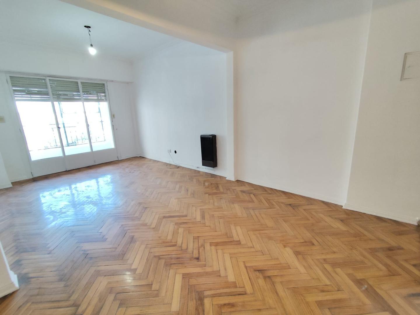 Departamento en Venta en Flores, USD 130.000