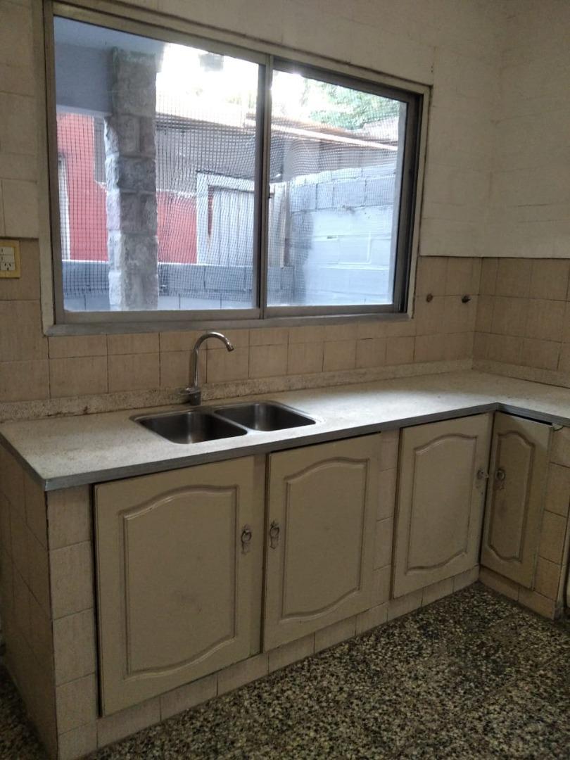 Depto Tipo Casa en Alquiler de 2 dormitorios