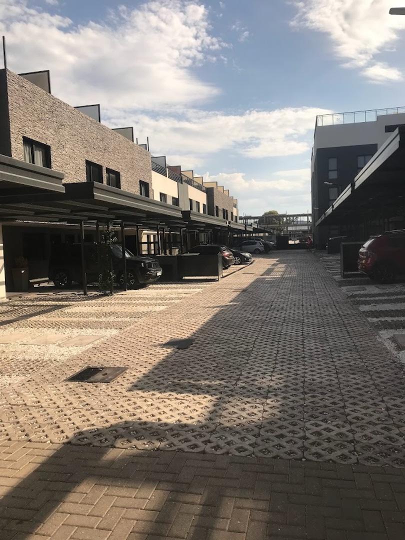 Duplex en venta. 2 Dorm con terraza.  Housing Va Carlos Paz