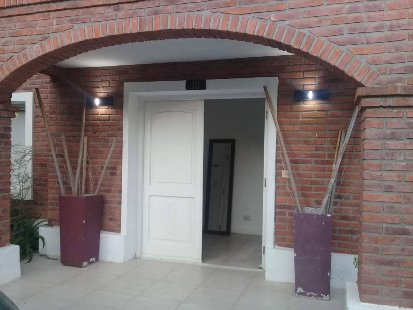 Casa en Venta en Acacias Blancas, USD 210.000