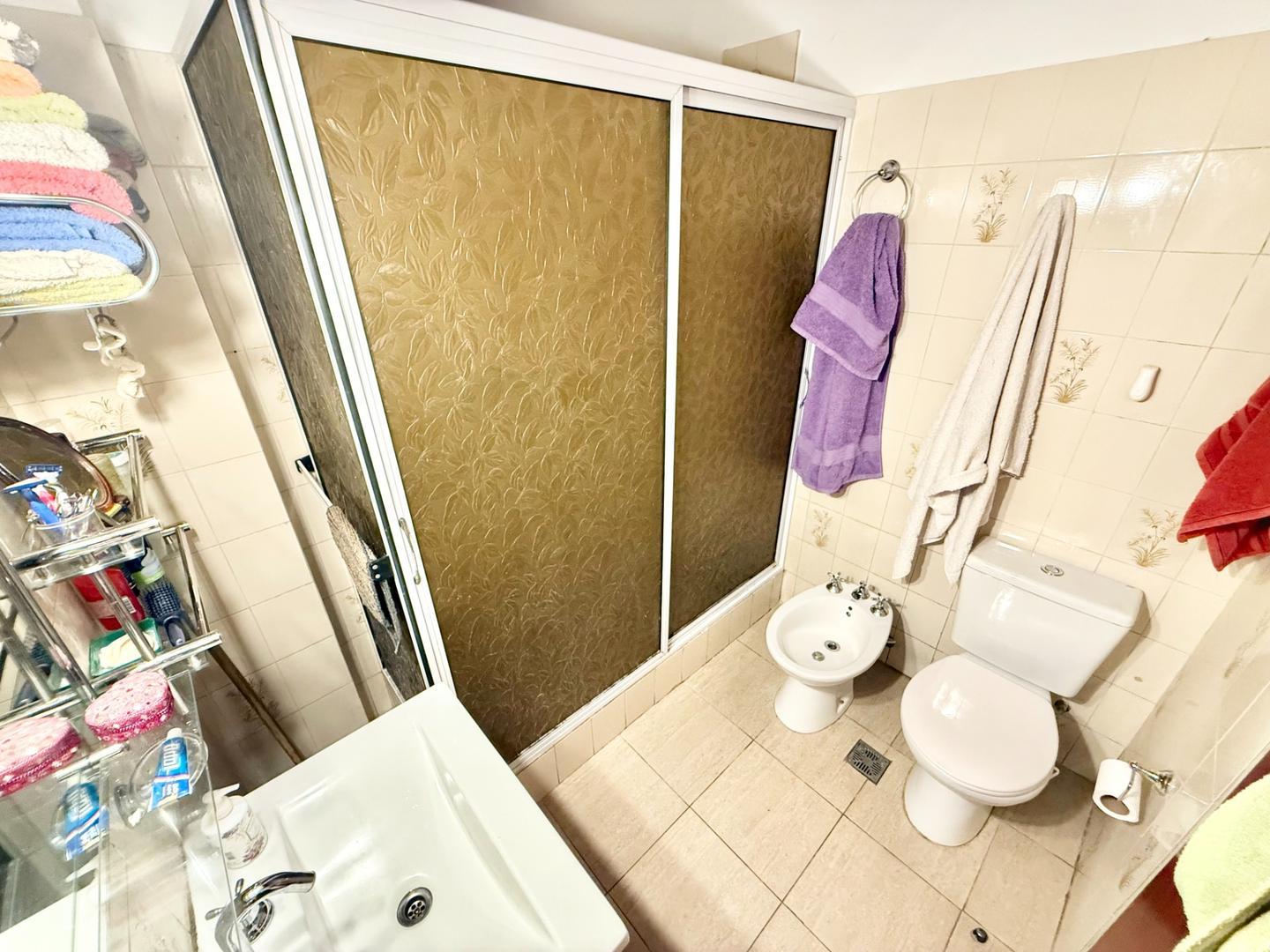 Depto Tipo Casa en Venta con 2 cocheras