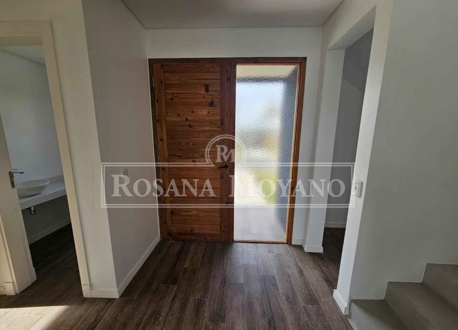 Vila Marina 2 - Casa Dos Plantas - Interno -