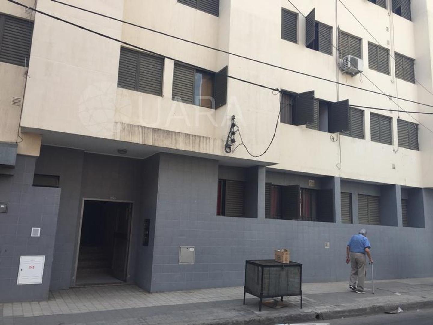 MONOAMBIENTE A 20MTS DE HOSPITAL DE CLINICAS IDEAL INVERSOR