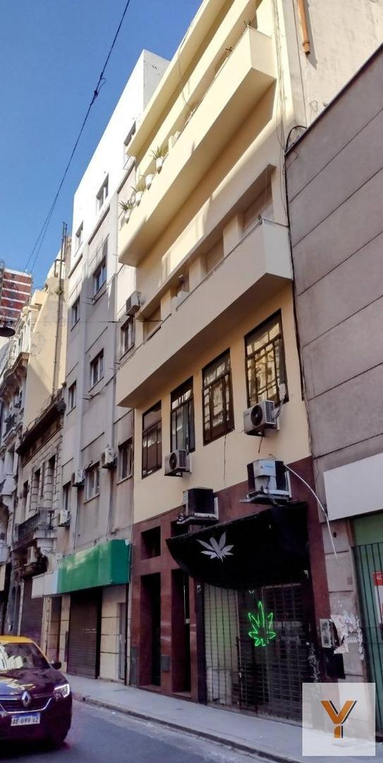 Tucumán e/ Florida y Maipú
