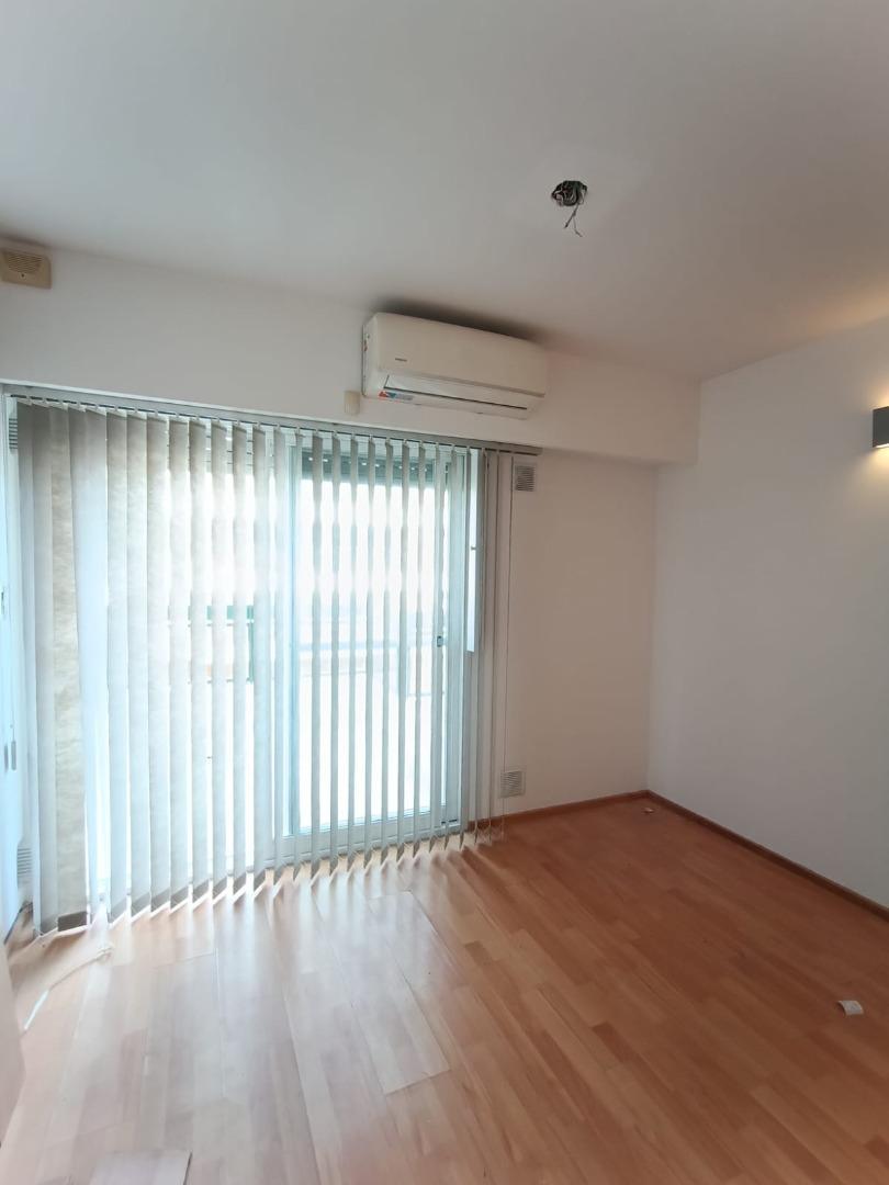 SEMIPISO DOS DORMITORIOS EXCELENTE UBICACIÓN