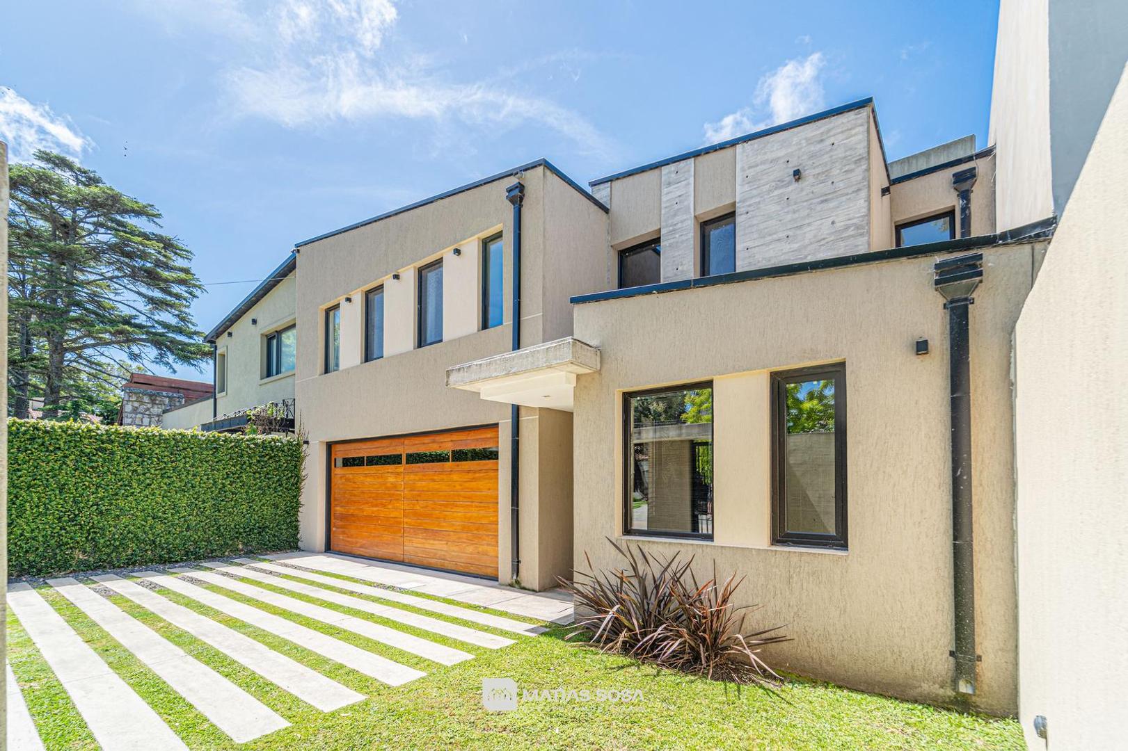 Casa en Venta en Los Pinares, USD 340.000