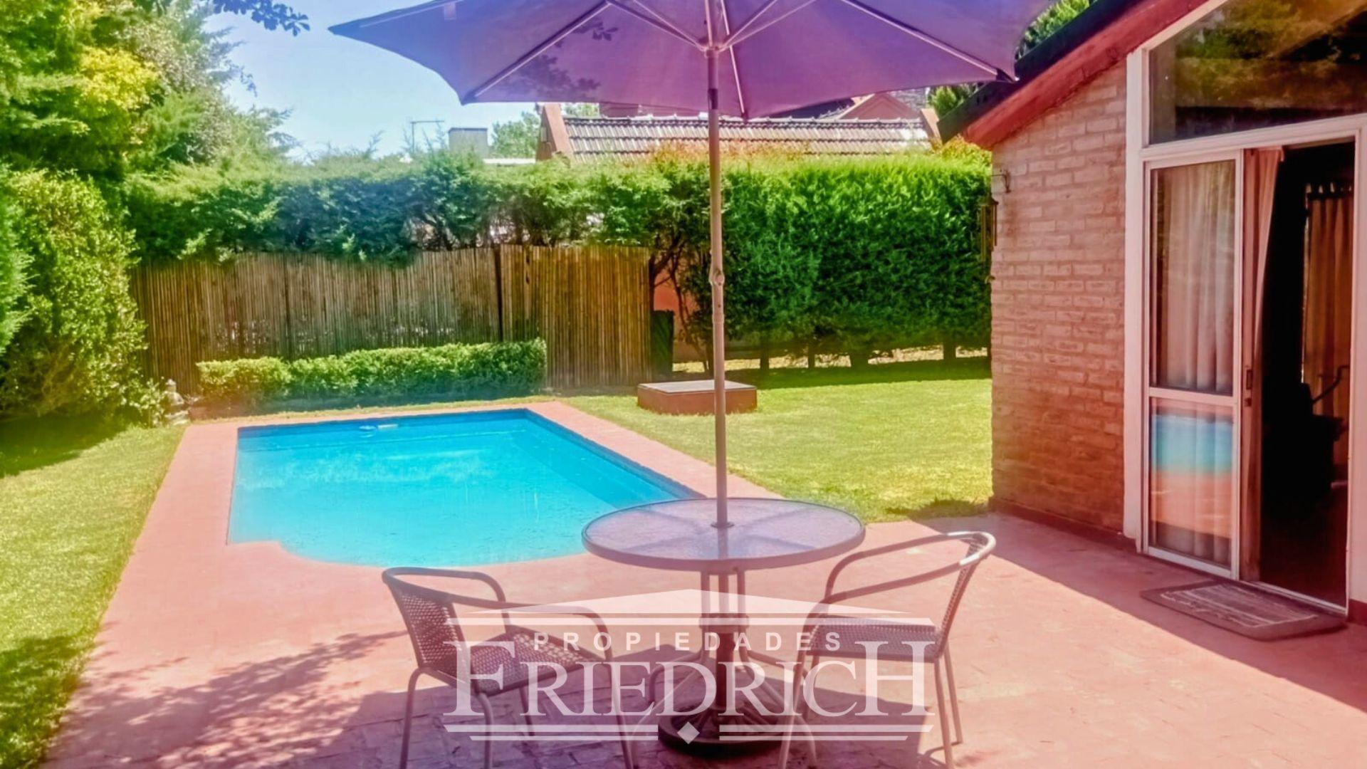 Casa en Venta en Country Club Banco Provincia, USD 240.000