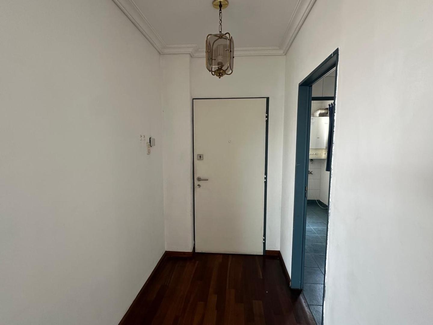 Avenida José María Moreno 800