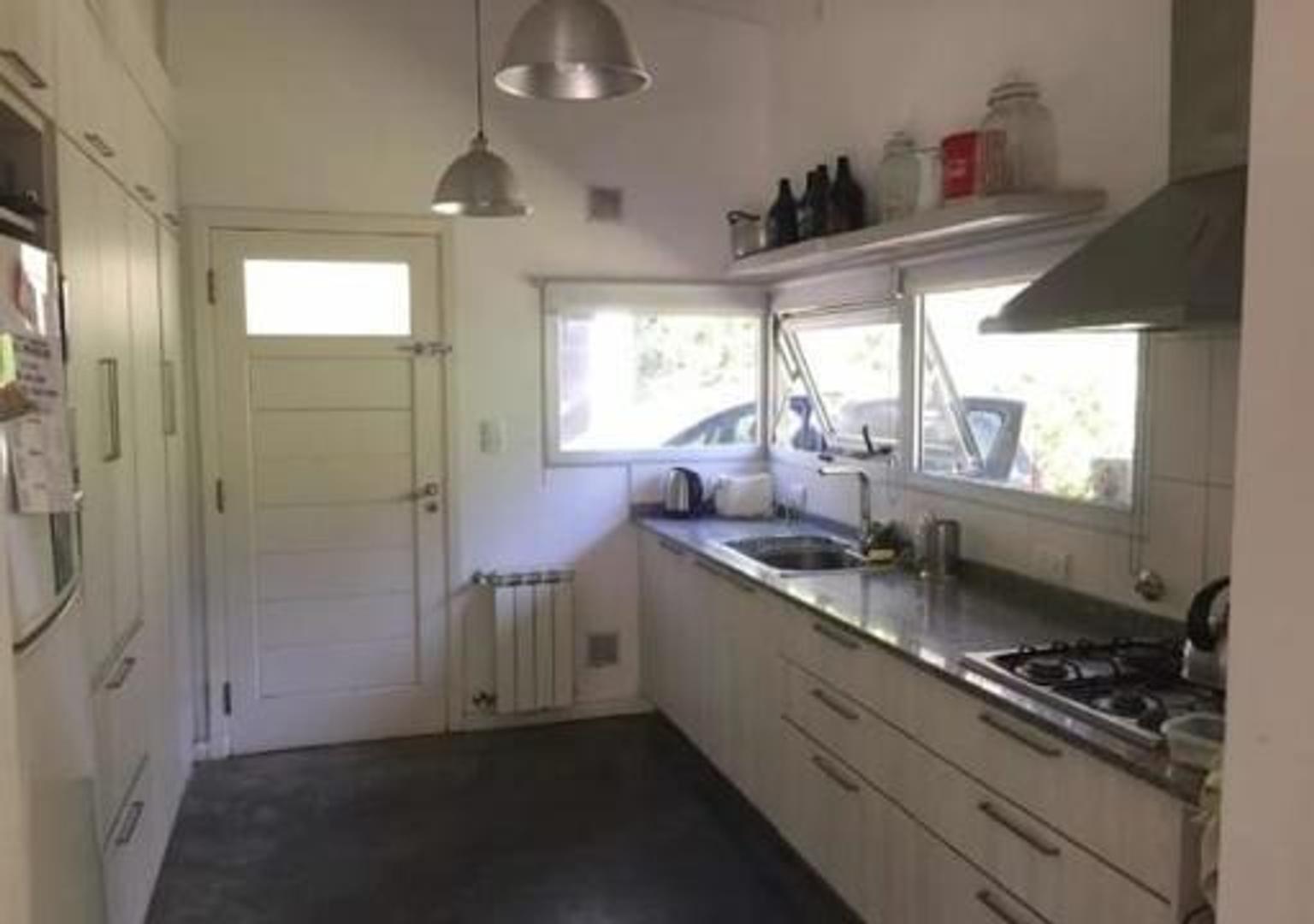 Casa en Alquiler Temporal en Barrio Bosque Peralta Ramos, USD 190