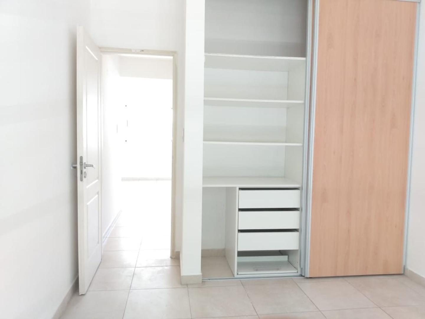 Departamento en Alquiler en Merlo, $ 520.000