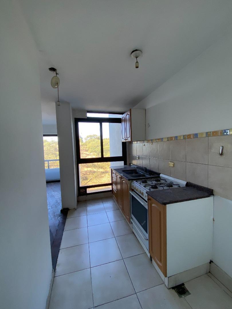 Poeta Lugones 196 , Piso 4