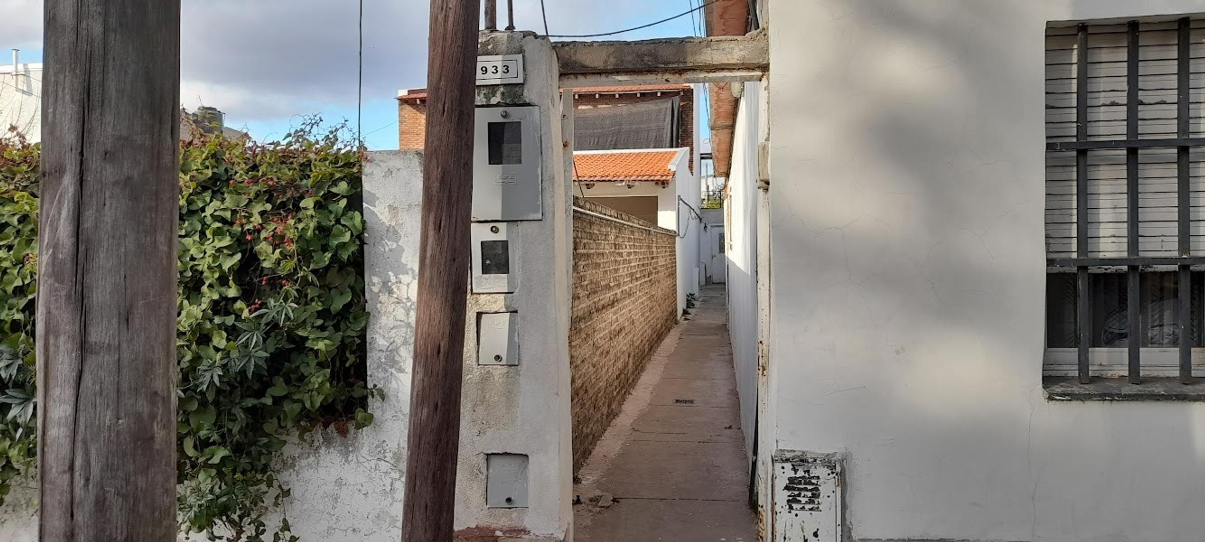 Depto Tipo Casa en Venta al Este