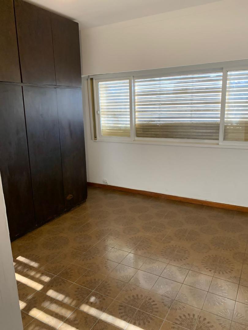 Reconquista 2949 , Piso 2